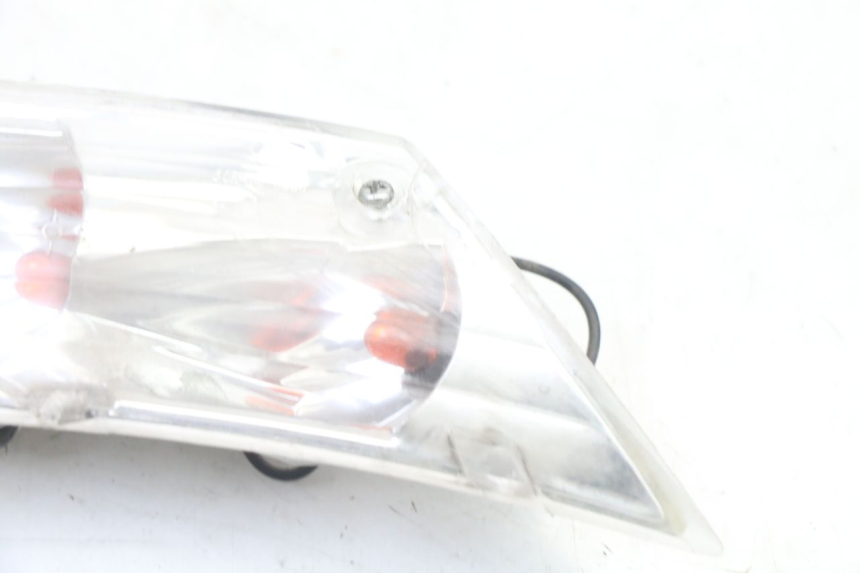 photo de REAR RIGHT TURN SIGNAL PIAGGIO ZIP 4T 50 (2018 - 2020)