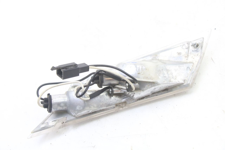 photo de REAR RIGHT TURN SIGNAL PIAGGIO ZIP 4T 50 (2018 - 2020)