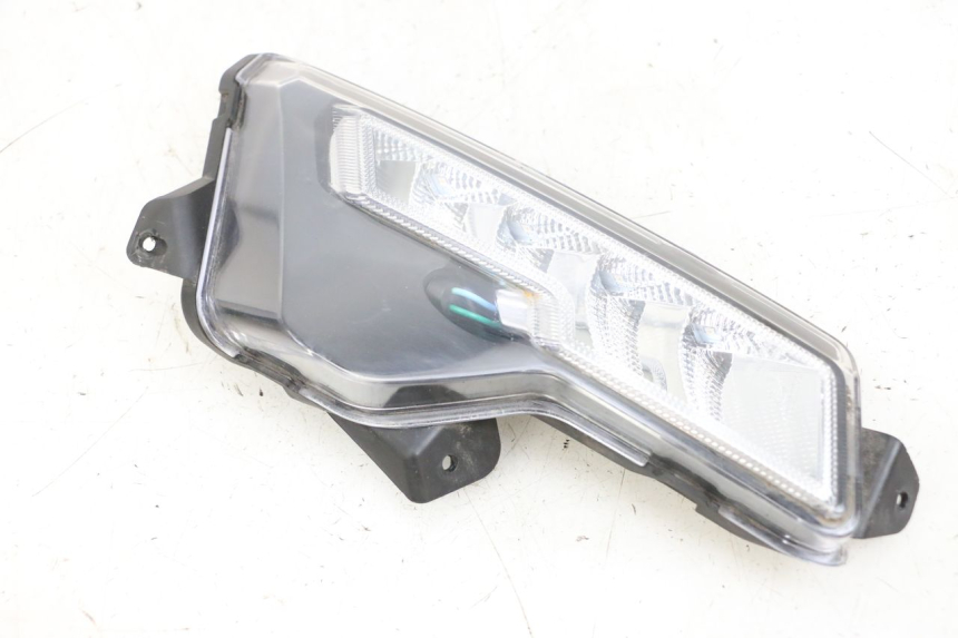 photo de REAR RIGHT TURN SIGNAL EFUN PUSA 1 - Markings and original references