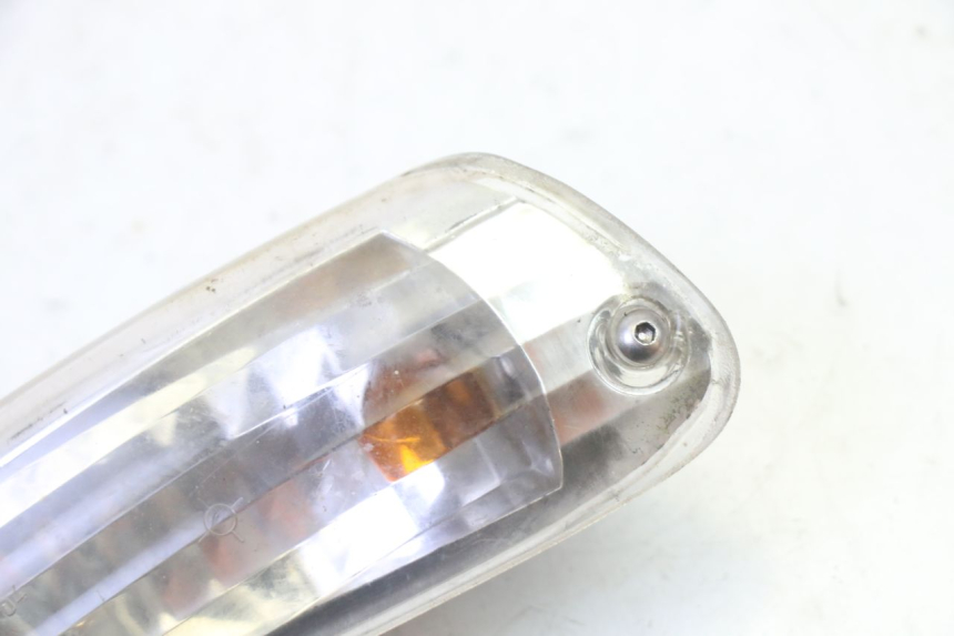 photo de REAR RIGHT TURN SIGNAL APRILIA SR R 2T LC 50 (2018 - 2021)