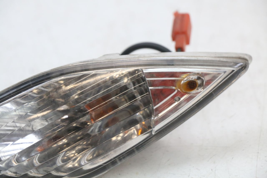 photo de REAR RIGHT TURN SIGNAL SYM FIDDLE 3 III 50 (2014 - 2017)