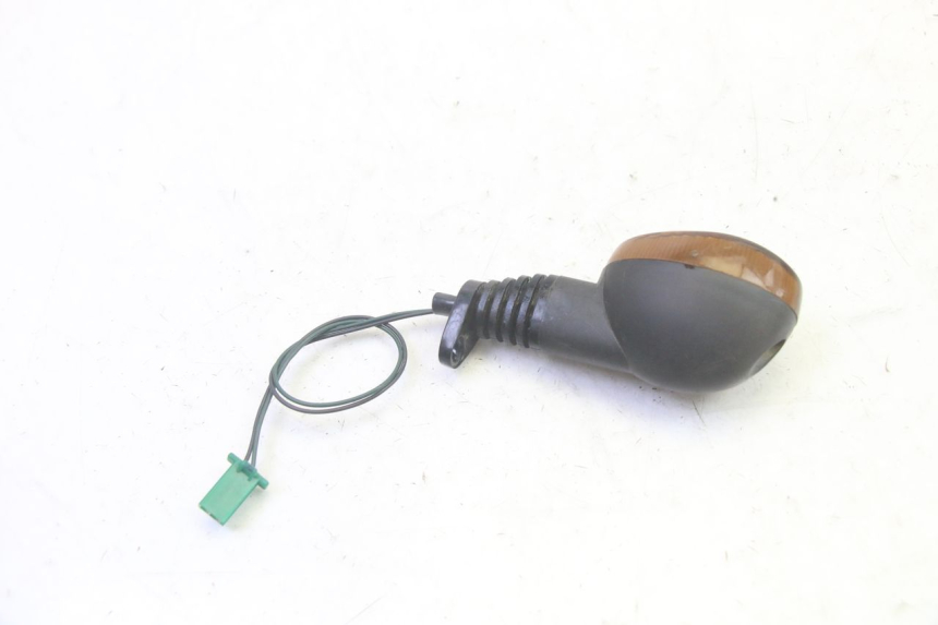 photo de REAR RIGHT TURN SIGNAL YAMAHA TZR 50 (2008 - 2016) - Zoom on usage condition