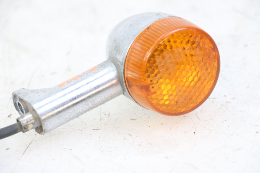 photo de REAR RIGHT TURN SIGNAL YAMAHA WHY 50 (1998 - 2000)