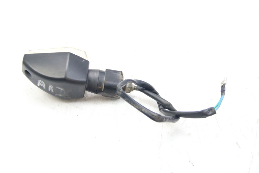 photo de REAR RIGHT TURN SIGNAL SYM WOLF SB 125 (2011 - 2018)