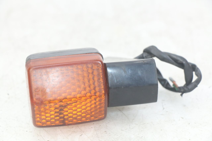 photo de LEFT REAR TURN SIGNAL HONDA CBR F SC25 1000 (1989 - 1992)