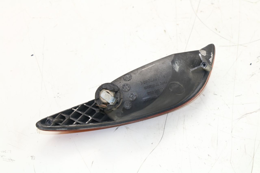 photo de REAR LEFT TURN SIGNAL PEUGEOT ELYSEO 100 (1998 - 2004)