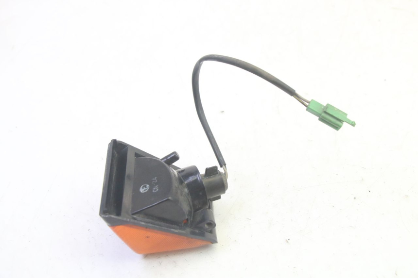 photo de REAR LEFT TURN SIGNAL KAWASAKI GPX R WARBIRD 600 (1988 - 1993) - Alternative perspective