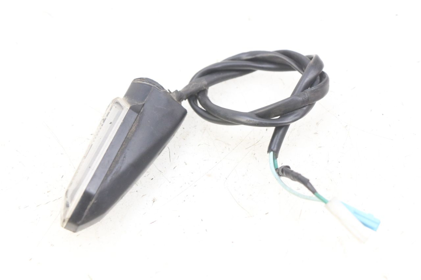 photo de LEFT REAR TURN SIGNAL HONDA CB R 1000 (2018 - 2023)