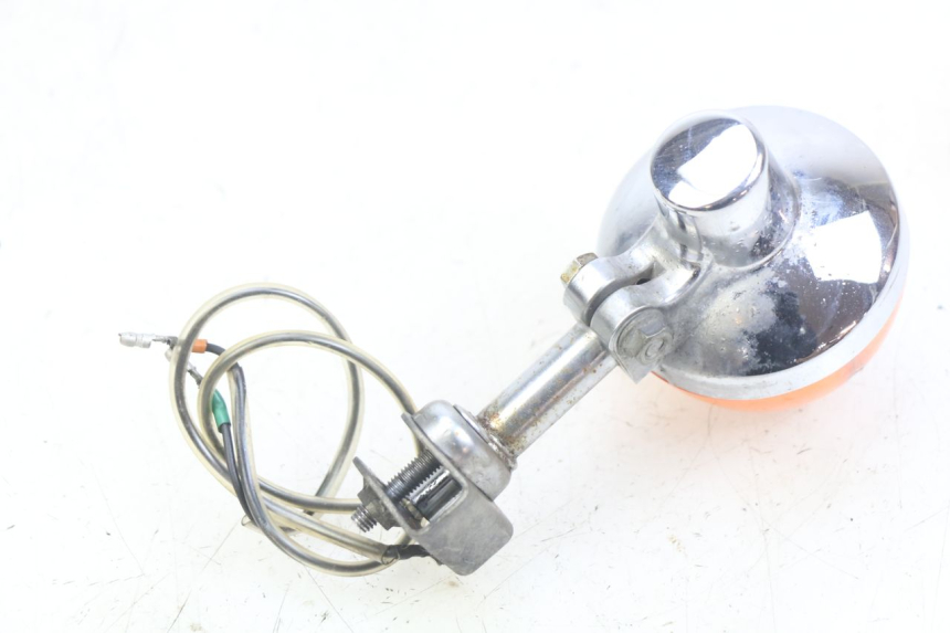 photo de LEFT REAR TURN SIGNAL HONDA CM 125 (1983 - 2003)