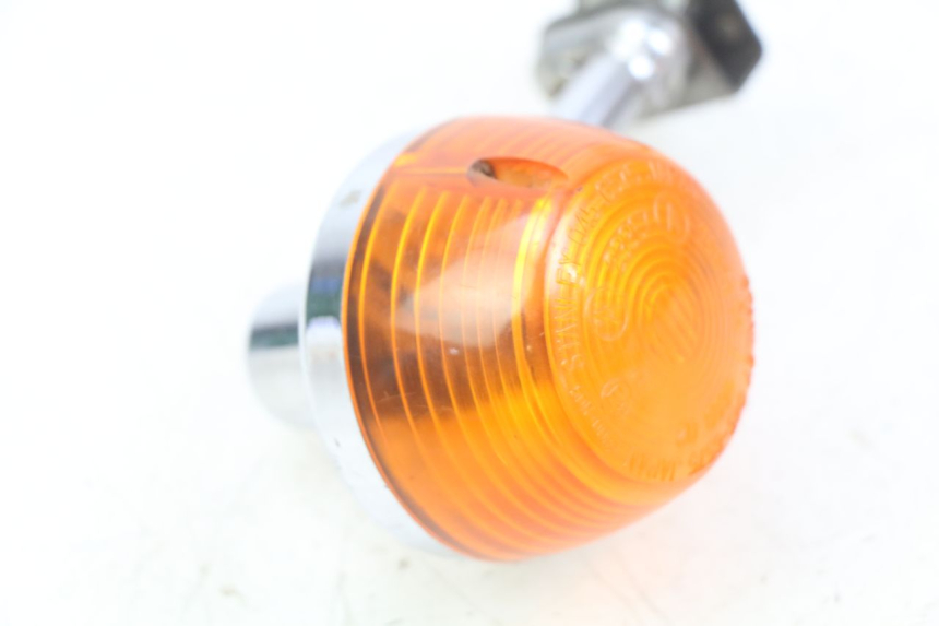 photo de LEFT REAR TURN SIGNAL HONDA CM 125 (1983 - 2003)