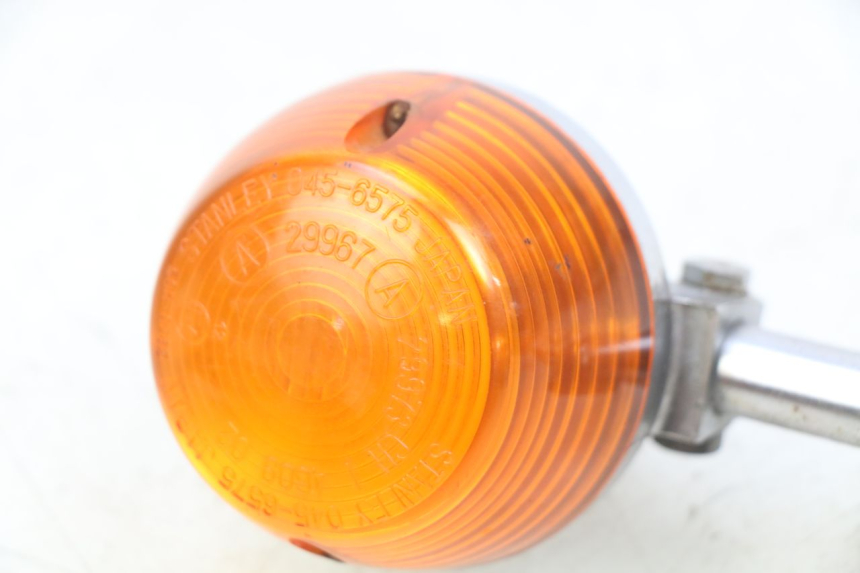 photo de LEFT REAR TURN SIGNAL HONDA CM 125 (1983 - 2003)