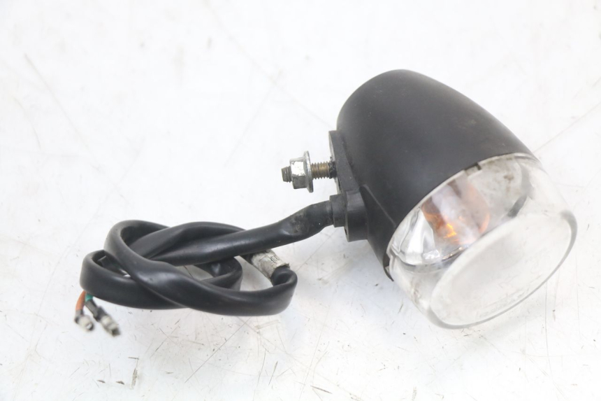 photo de LEFT REAR TURN SIGNAL KYMCO AGILITY 4T 50 (2018 - 2022)