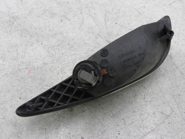 photo de REAR LEFT TURN SIGNAL PEUGEOT ELYSEO 125 (1999 - 2004)