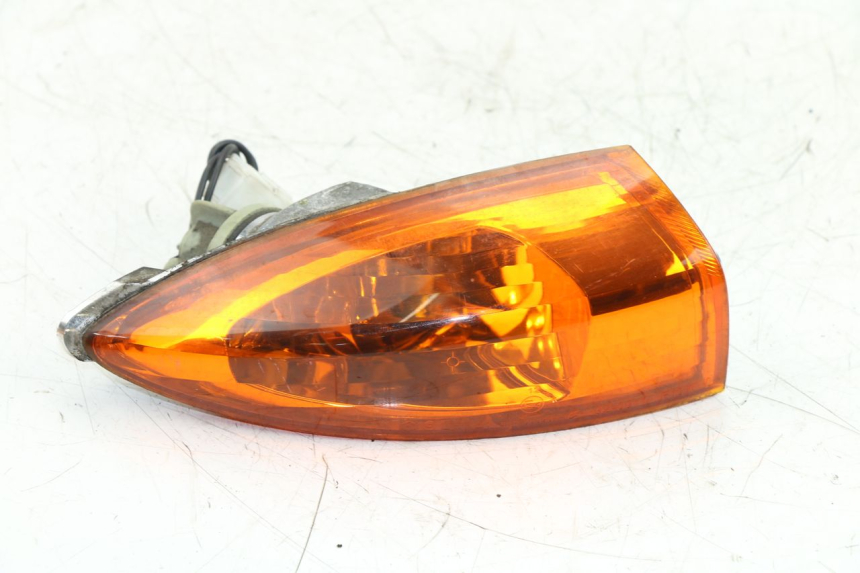 photo de REAR LEFT TURN SIGNAL PIAGGIO FLY 100 (2006 - 2010)