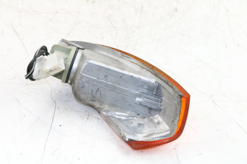 photo de REAR LEFT TURN SIGNAL PIAGGIO FLY 100 (2006 - 2010)