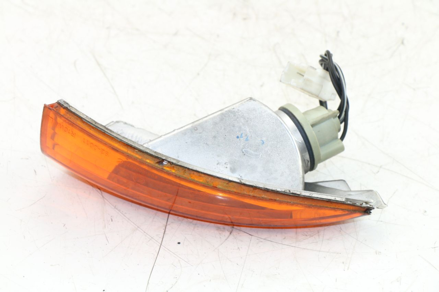 photo de REAR LEFT TURN SIGNAL PIAGGIO FLY 100 (2006 - 2010)