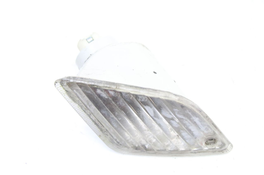 photo de REAR LEFT TURN SIGNAL PIAGGIO VESPA GRANTURISMO 125 (2003 - 2007)