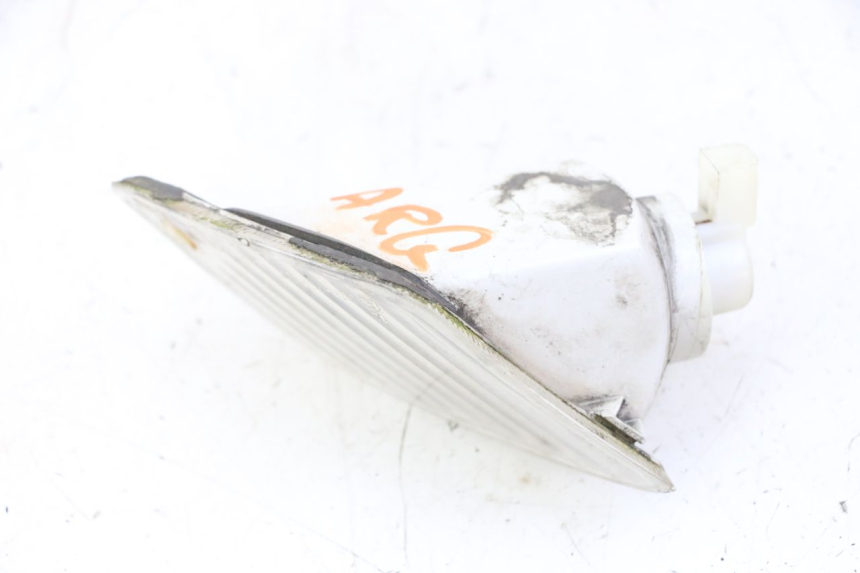 photo de REAR LEFT TURN SIGNAL PIAGGIO VESPA GRANTURISMO 200 (2004 - 2005)