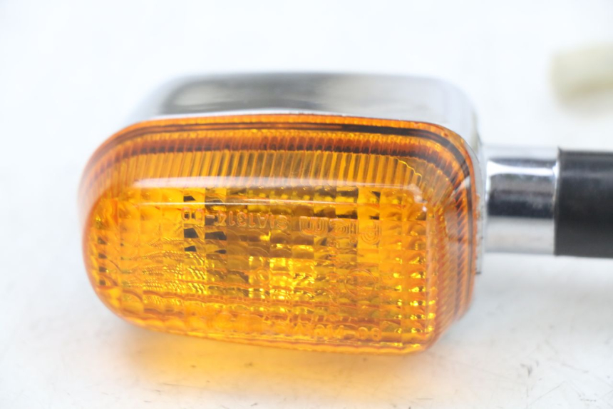 photo de REAR LEFT TURN SIGNAL ROYAL ENFIELD CONTINENTAL GT 650 (2019 - 2024)