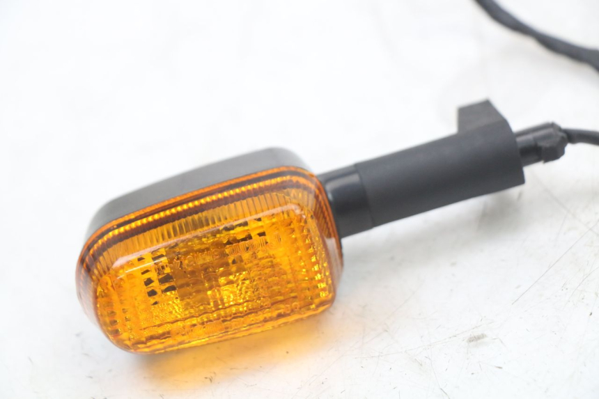 photo de REAR LEFT TURN SIGNAL ROYAL ENFIELD SCRAM 411 (2022 - 2024)