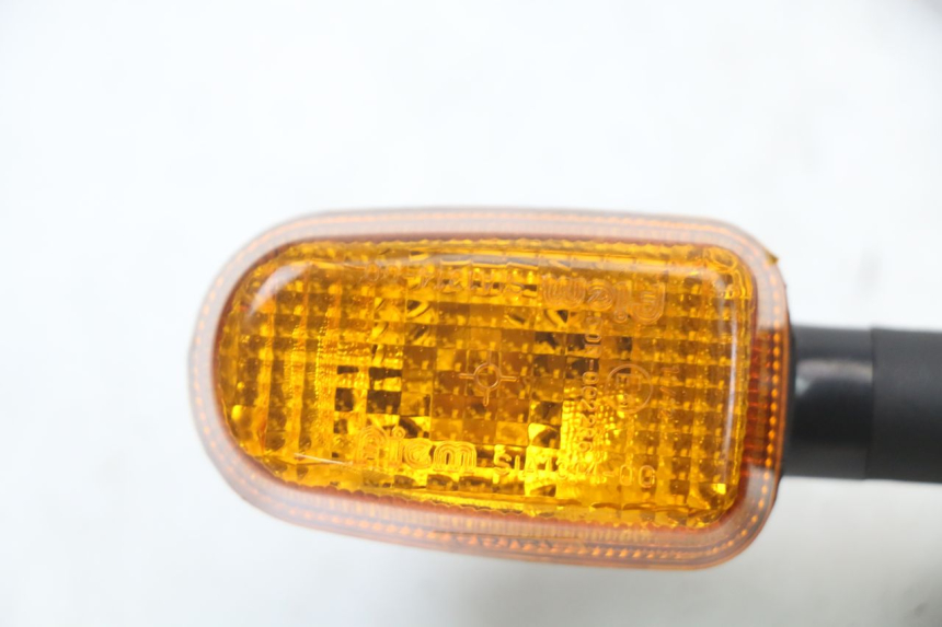 photo de REAR LEFT TURN SIGNAL ROYAL ENFIELD SCRAM 411 (2022 - 2024)