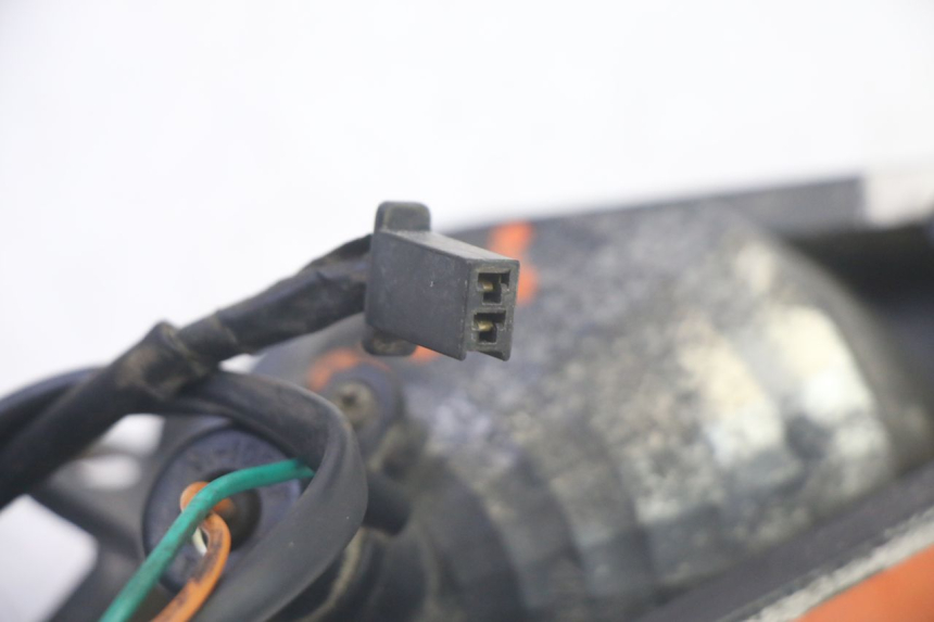 photo de REAR LEFT TURN SIGNAL DAELIM S1 125 (2007 - 2016) - Fixing points details