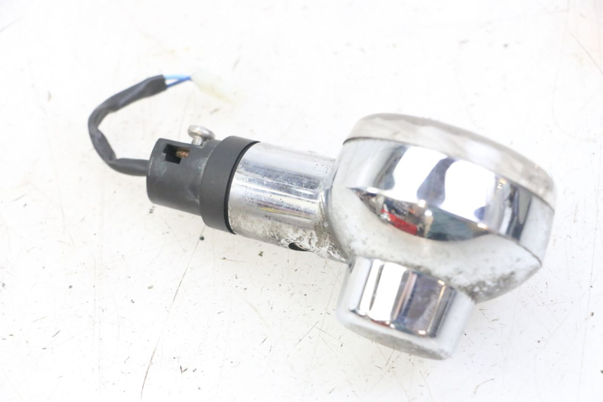 photo de REAR LEFT TURN SIGNAL APRILIA SCARABEO GT TOURING 125 (1999 - 2005)