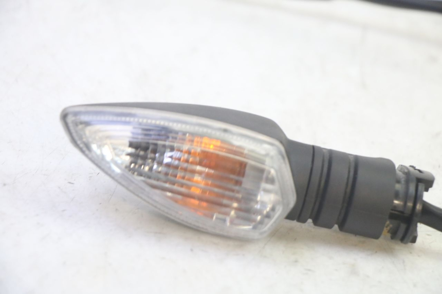 photo de REAR LEFT TURN SIGNAL YAMAHA TRICITY 300 (2020 - 2024) - Component detail