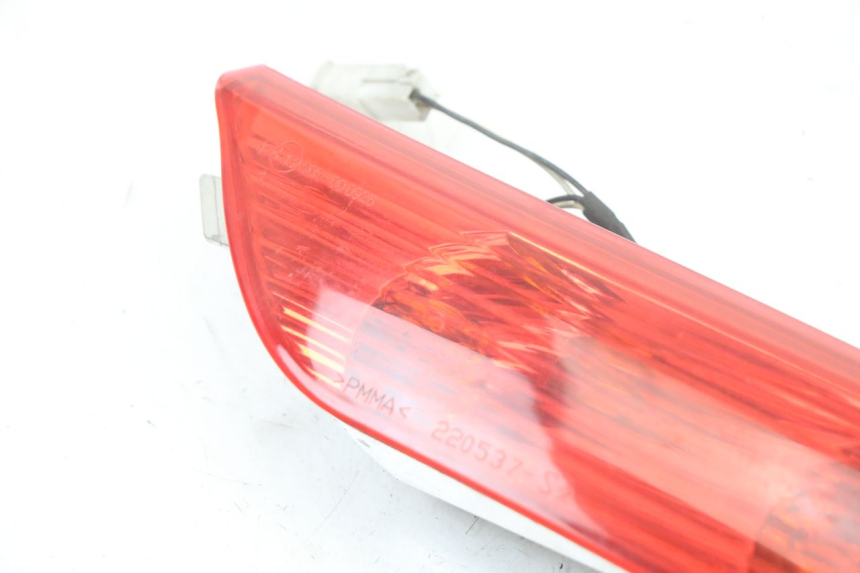 photo de LEFT REAR TURN SIGNAL PIAGGIO XEVO - X EVO 125 (2007 - 2016) - Zoom on usage condition