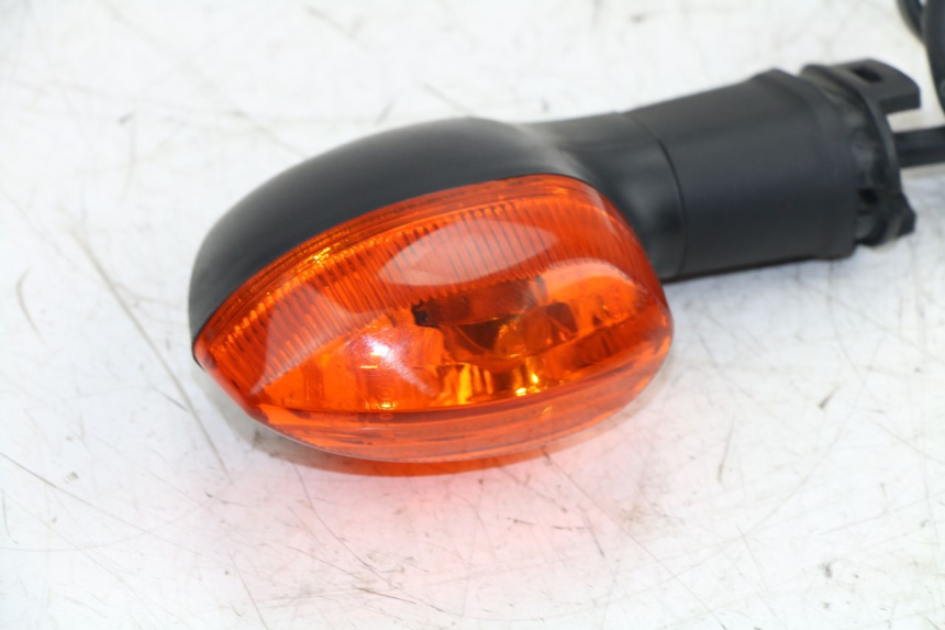 photo de REAR LEFT TURN SIGNAL YAMAHA YZF R6 600 (2010 - 2016)