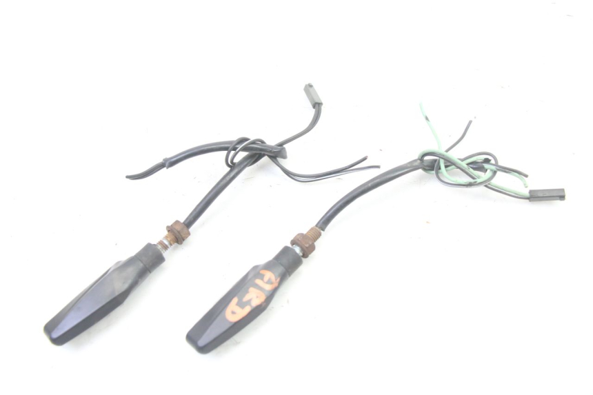 photo de REAR TURN SIGNAL SUZUKI GSR 750 (2011 - 2017)