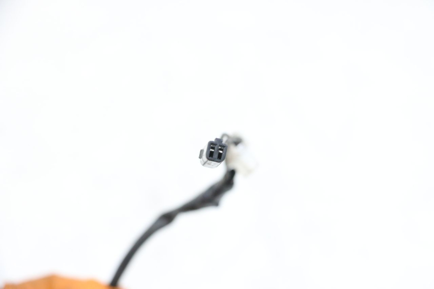 photo de REAR TURN SIGNAL SUZUKI GSXR GSX-R 1000 (2003 - 2004) - Component detail