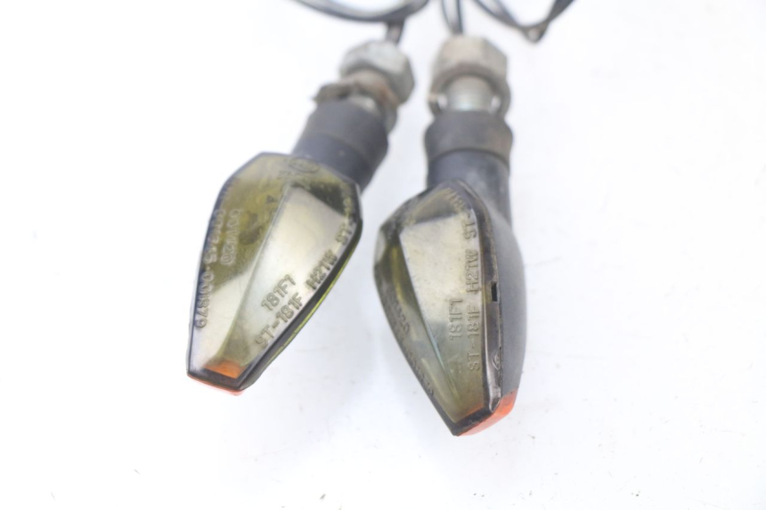 photo de REAR TURN SIGNAL PEUGEOT LUDIX 50 (2008 - 2017)