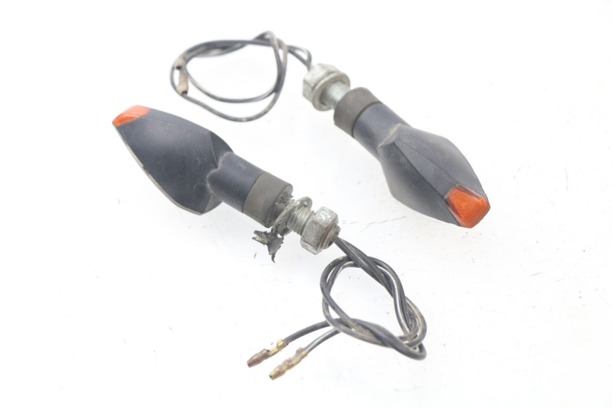 photo de REAR TURN SIGNAL PEUGEOT LUDIX 50 (2008 - 2017)