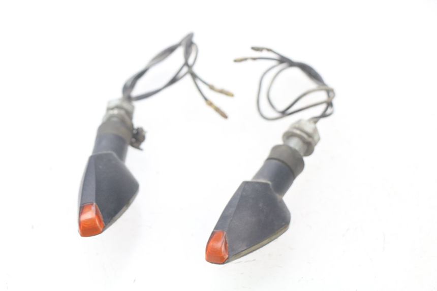 photo de REAR TURN SIGNAL PEUGEOT LUDIX 50 (2008 - 2017)