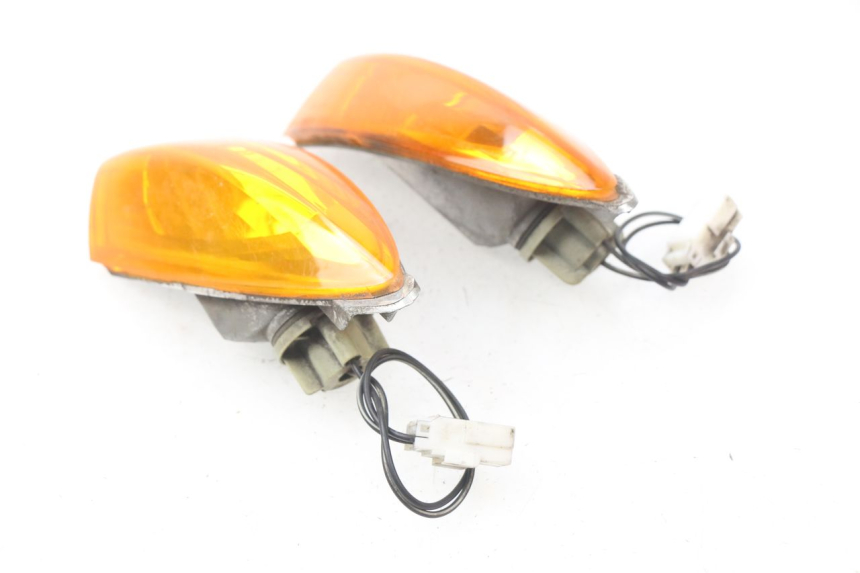 photo de REAR TURN SIGNAL PIAGGIO FLY 125 (2005 - 2012)