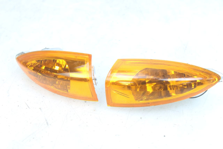 photo de REAR TURN SIGNAL PIAGGIO FLY 125 (2005 - 2012)