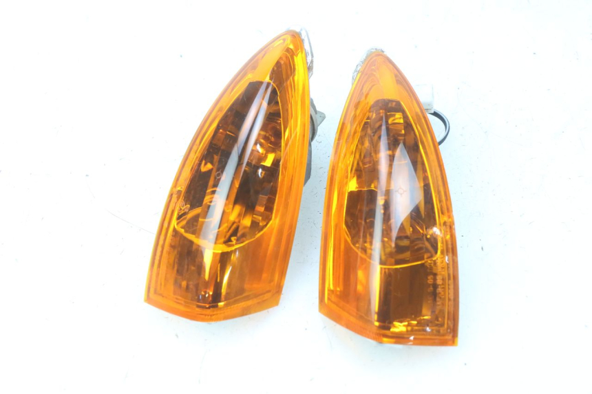 photo de REAR TURN SIGNAL PIAGGIO FLY 100 (2006 - 2010)