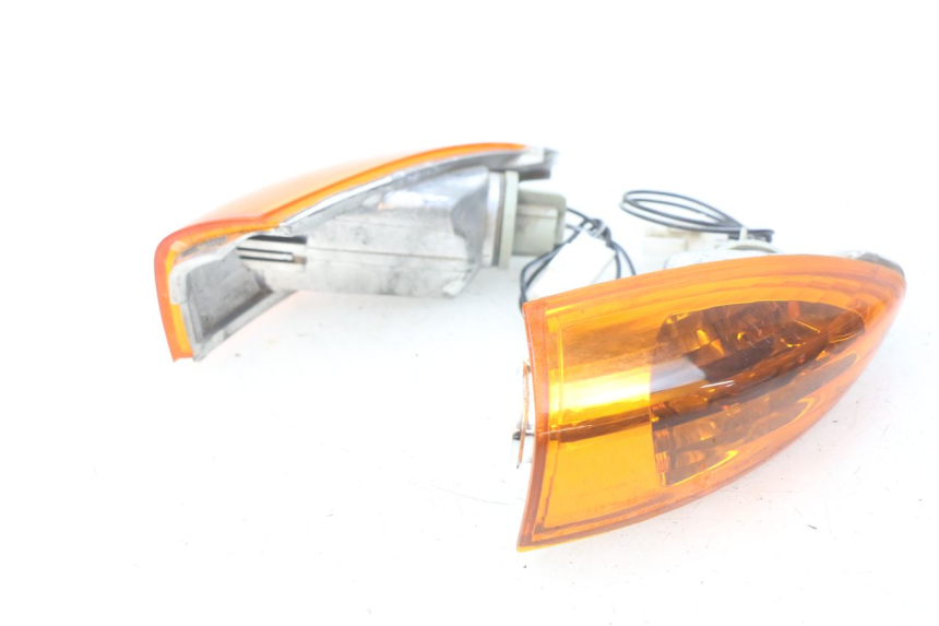 photo de REAR TURN SIGNAL PIAGGIO FLY 100 (2006 - 2010)