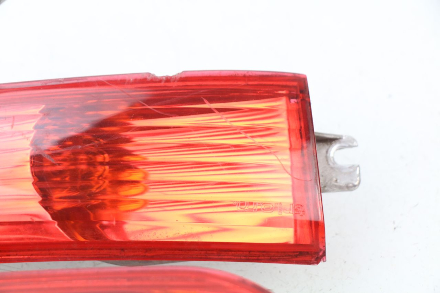 photo de REAR TURN SIGNAL PIAGGIO XEVO - X EVO 125 (2007 - 2016)