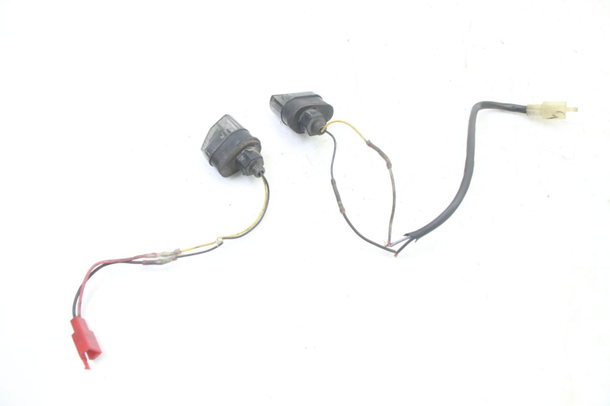 photo de REAR TURN SIGNAL APRILIA SR 2T 50 (2018 - 2022)