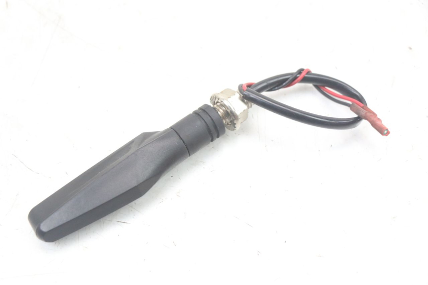 photo de REAR TURN SIGNAL SUZUKI GS F 500 (2004 - 2007)