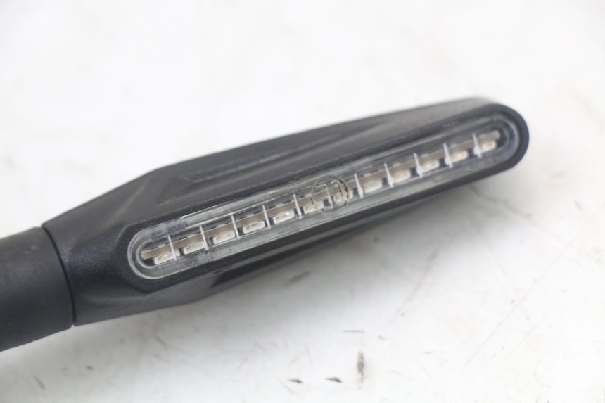 photo de REAR TURN SIGNAL SUZUKI GS F 500 (2004 - 2007)