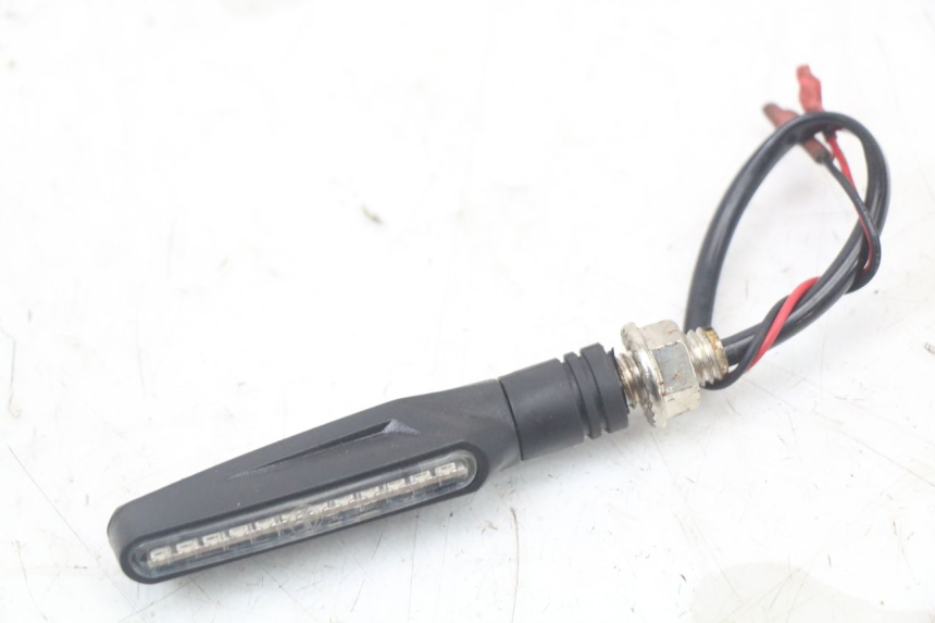 photo de REAR TURN SIGNAL SUZUKI GS F 500 (2004 - 2007)