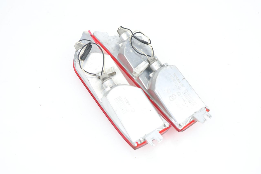 photo de REAR TURN SIGNAL PIAGGIO X8 400 (2006 - 2007)