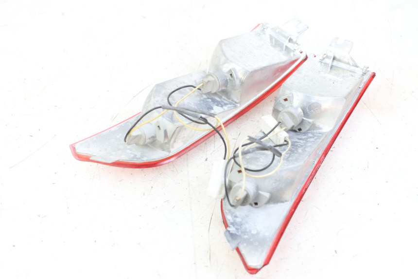 photo de REAR TURN SIGNAL PIAGGIO XEVO - X EVO 125 (2007 - 2016) - Alternative perspective