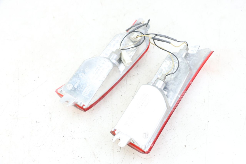 photo de REAR TURN SIGNAL PIAGGIO XEVO - X EVO 125 (2007 - 2016) - Technical close-up