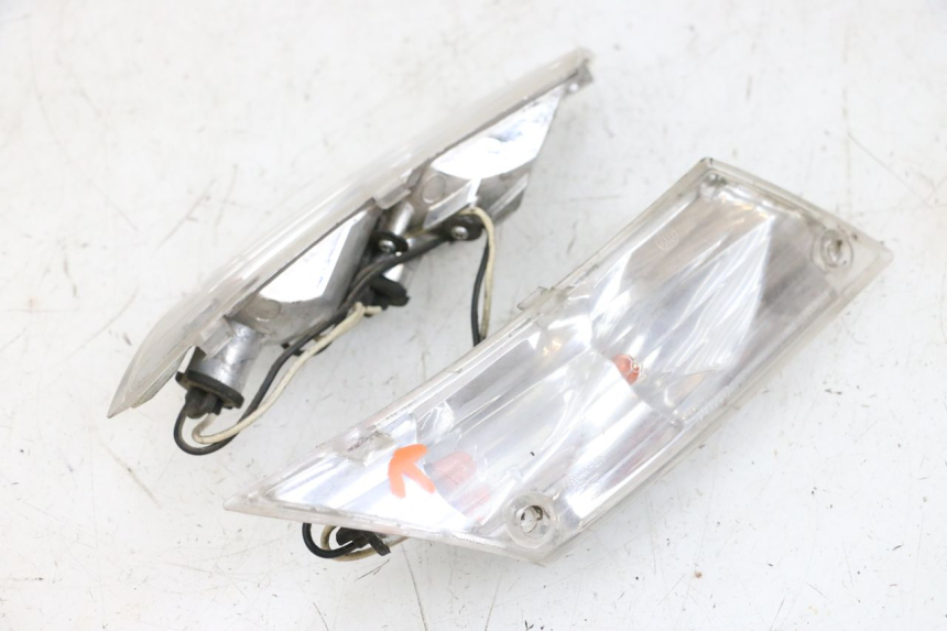 photo de REAR TURN SIGNAL PIAGGIO ZIP 2T 50 (2009 - 2019) - Technical close-up