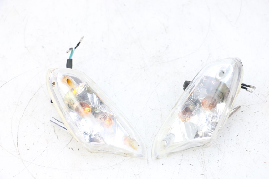 photo de FRONT TURN SIGNAL KYMCO AGILITY 4T 50 (2018 - 2022) - Main view