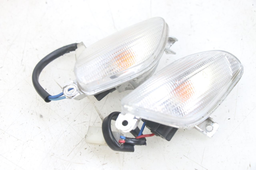 photo de FRONT TURN SIGNAL APRILIA SR 2T 50 (2012 - 2017)